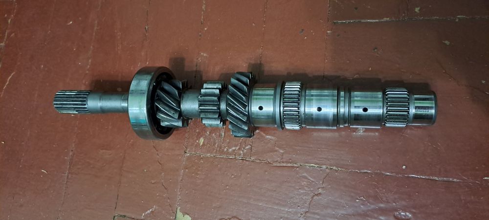 Вал кпп первичный