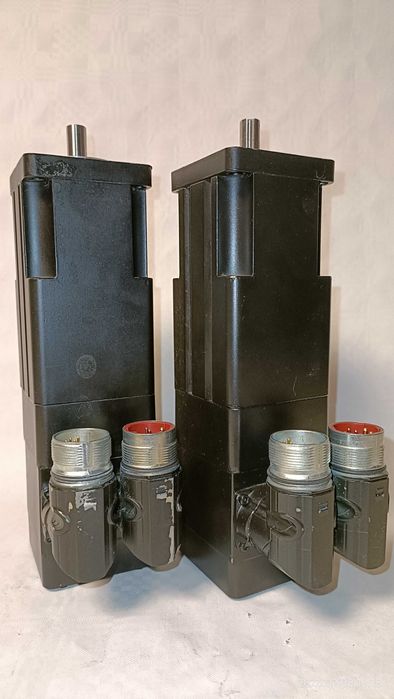 2x serwomotor Allen-Bradley MPL-B1530U-VJ44AA - jak nowe