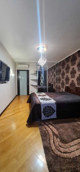 Здам 3к.кв. вул.Срібнокільська 1, Корона. М.Позняки