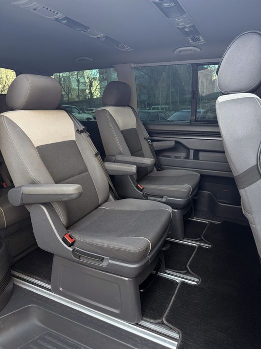 Volkswagen  multivan продам бус от хозяина