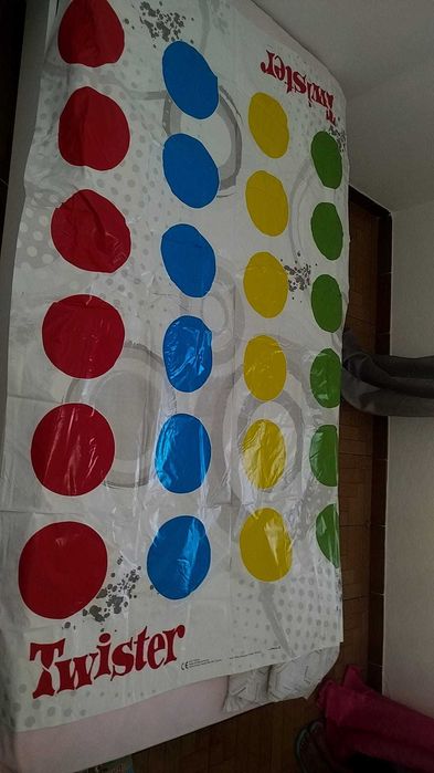 Jogo Twister da hasbro gaming