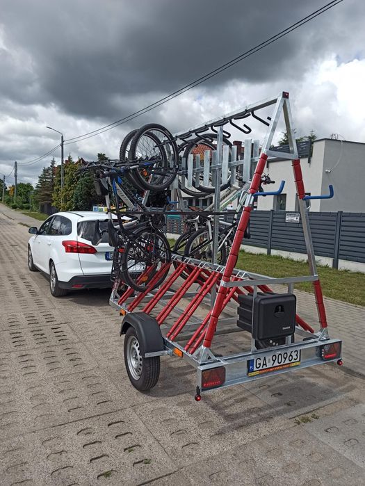 Przyczepa do przewozu 16 rowerów