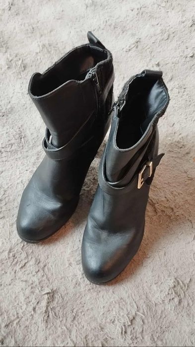 Botki juicy couture 38 czarne uzywane