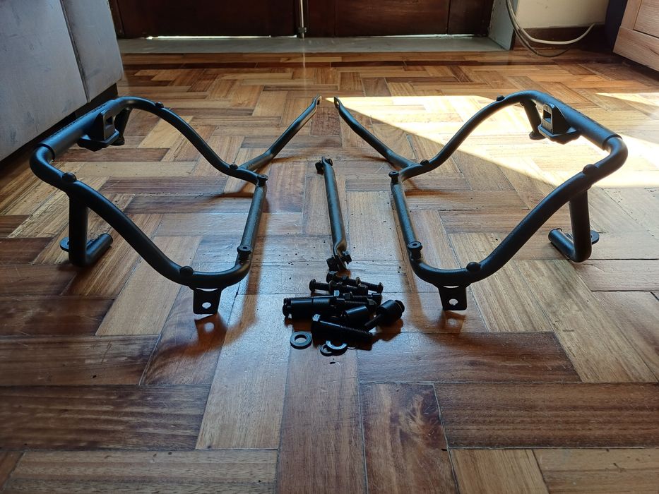 Suporte laterais GIVI Honda cb650f e cb650r