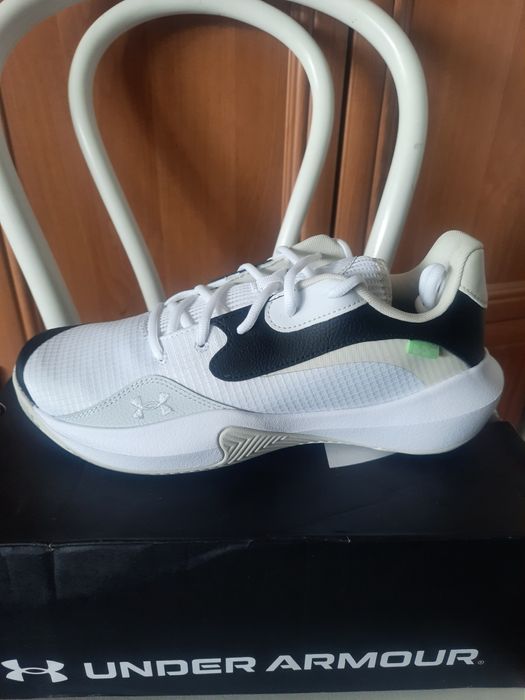Nowe buty męskie Under Armour rozmiar 44,5
