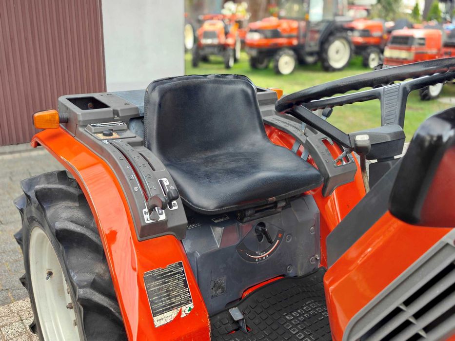 Kubota Aste A-19 – 4x4 – Traktor / Ciągnik Japoński!
