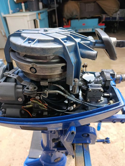 Човновий мотор YAMAHA (Ямаха) 8 .