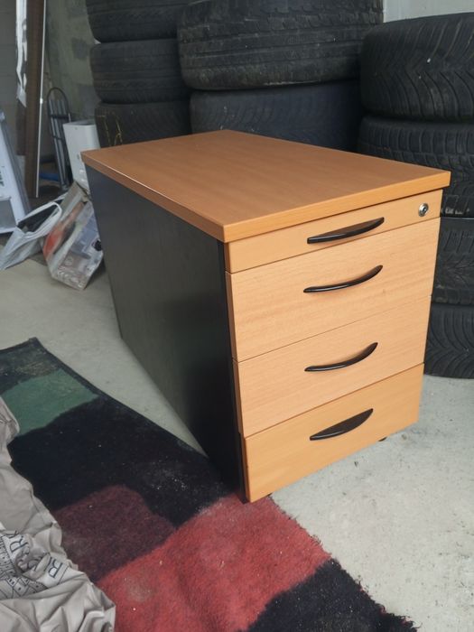 Szafka narzędziowa na klucz