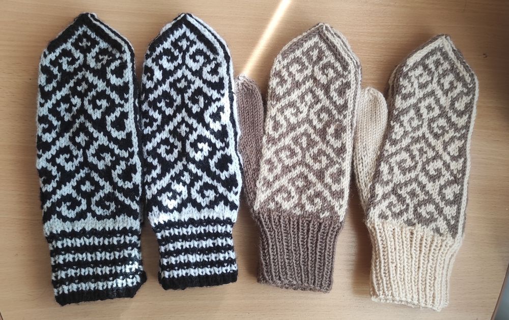 Рукавички вязаные