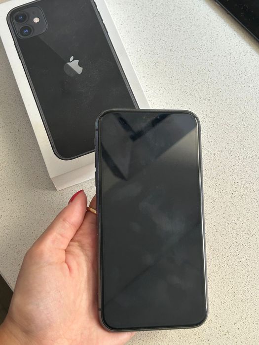 Iphone 11 64gb com bateria a 78%