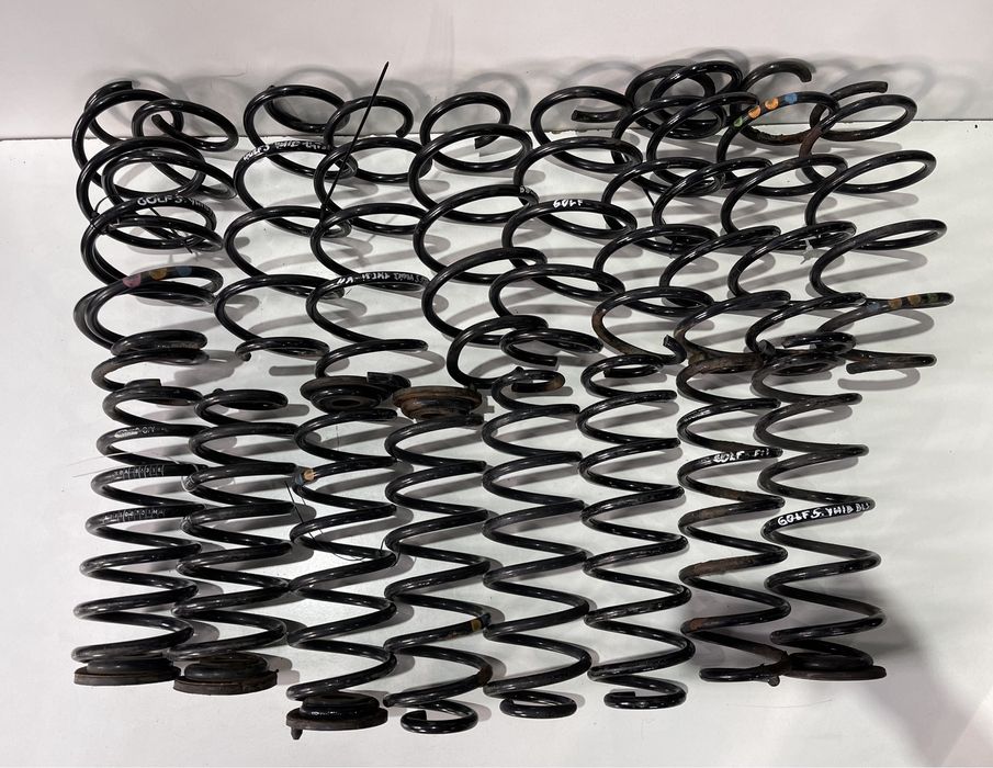 Пружини Гольф 5 хетчбек універсал пружини Golf 5 6 передні задні