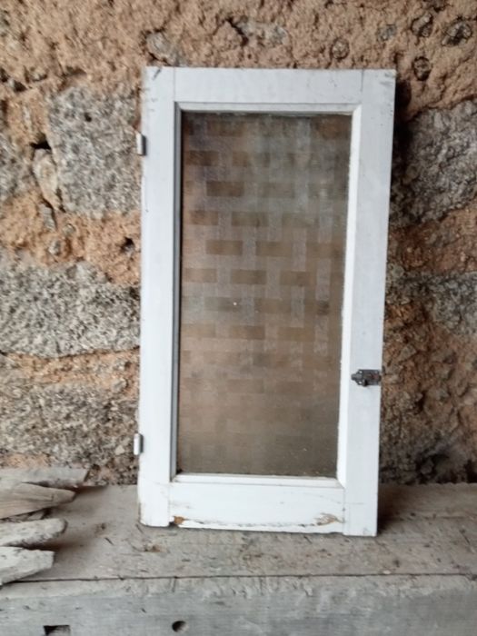 Centenary Windows64738556965506122