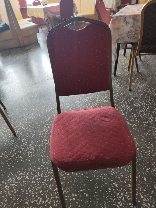 Krzesła bankietowe