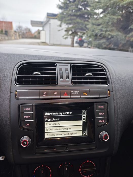 VW Polo Trendline 1.4 TDI model 2017 tempomat front assist EURO 6