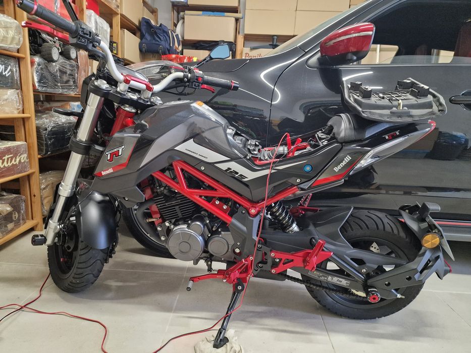 Moto Benelli TNT 125 Kit Stunt Edition