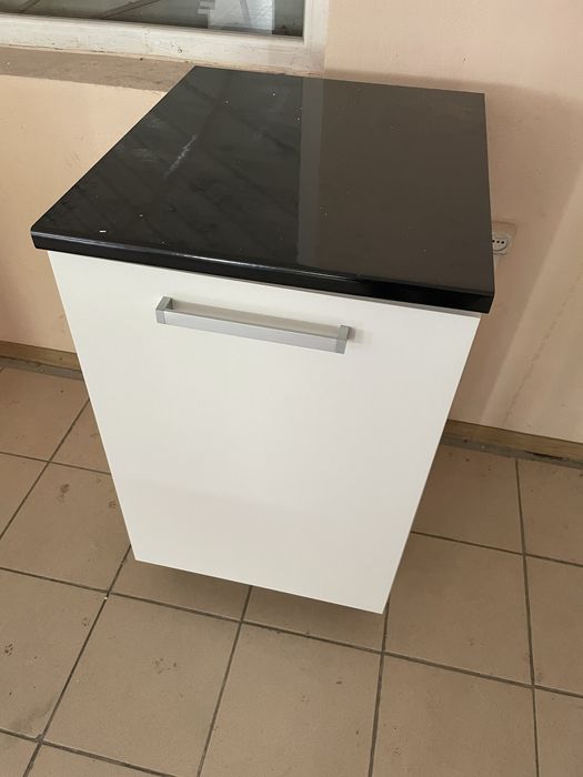 Стол, комод для спальни, комод кухонный