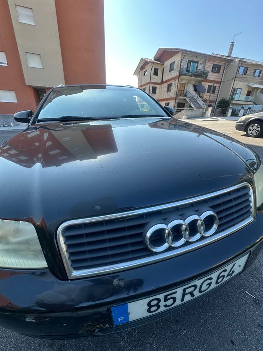 Audi A4 Diesel 2.5 SLINE automática