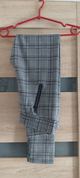 Legginsy, spodnie w kratkę nowe bez metki