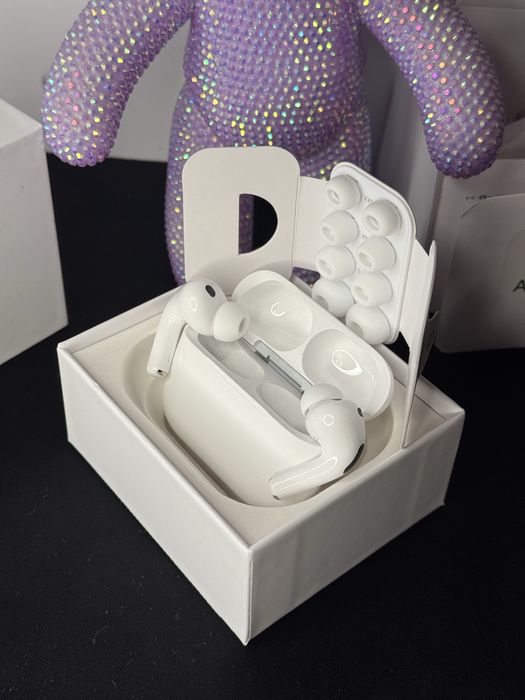 Навушники Apple Airpods Pro 3 (Шумозаглушення, режим прозорості)