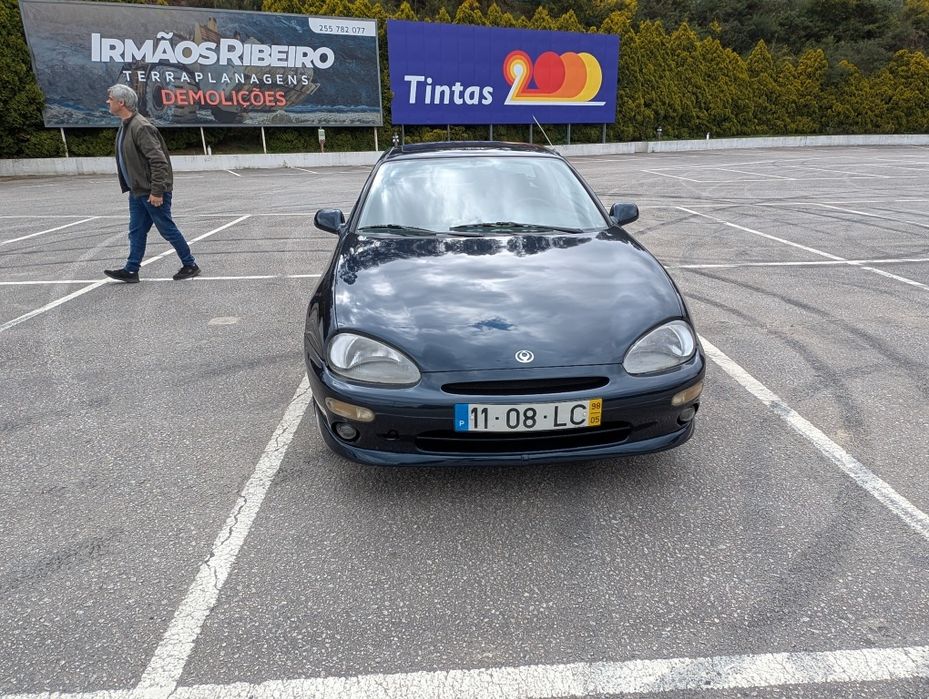 Mazda mx3 v6 vendo