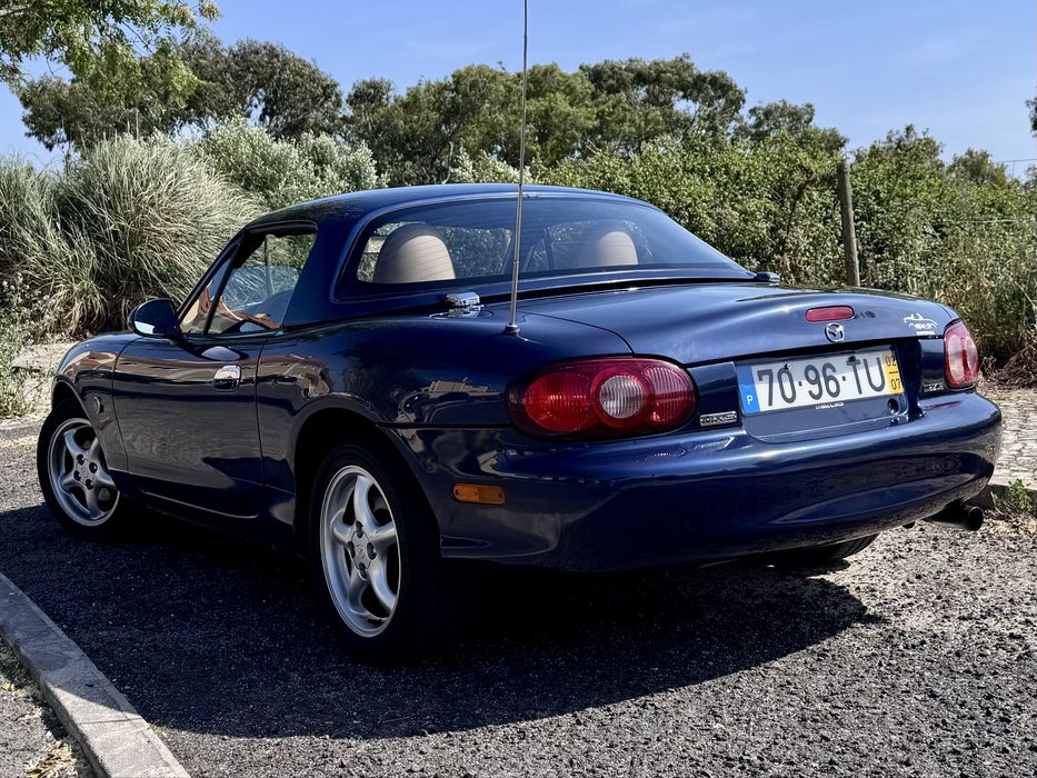 MX5 1.6 nacional, 72.000 km, AC e Hard Top