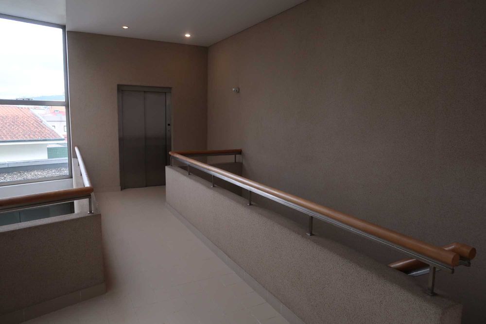 Arrenda-se Escritório Junto à Câmara Municipal Gondomar