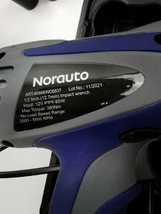 Klucz udarowy NORAUTO 300Nm 12V1/2 2 nasadki