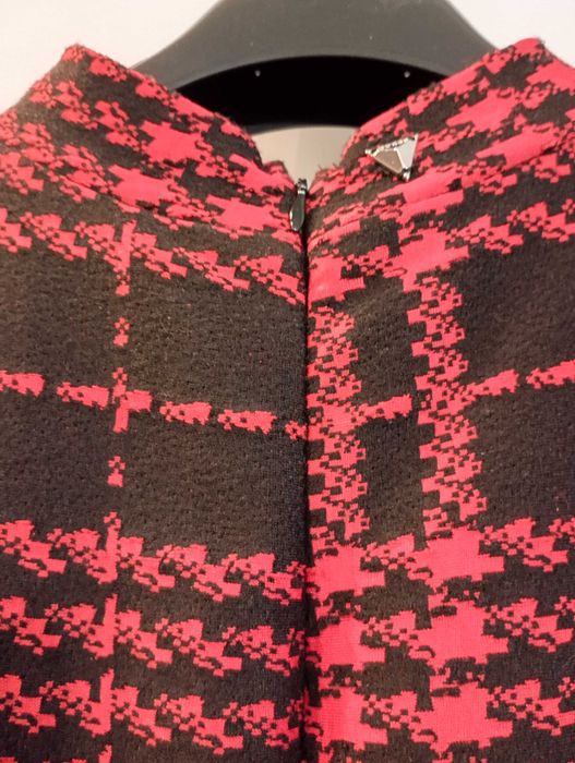 Крутое брендовое платье GUESS, новое суперцена!