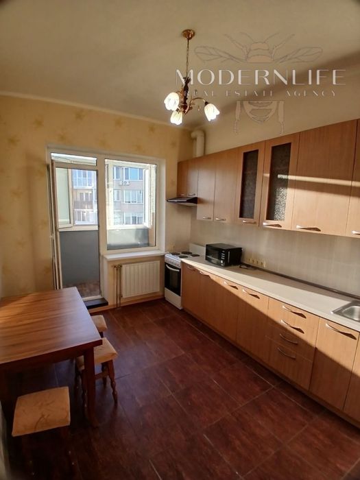 Продаж 1к квартири вул. Градинская 7