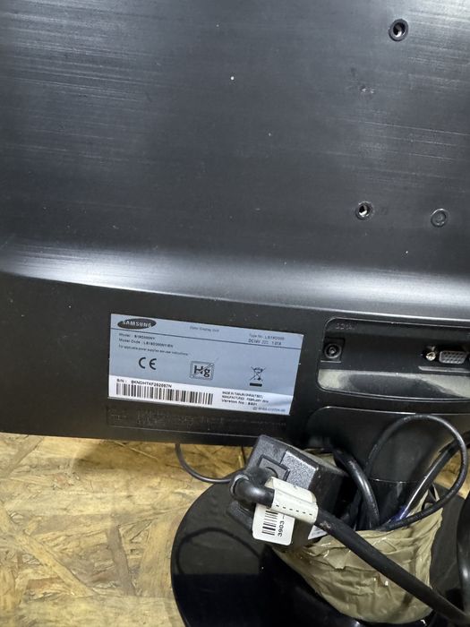 S19D300 Monitor Samsung 19 cali