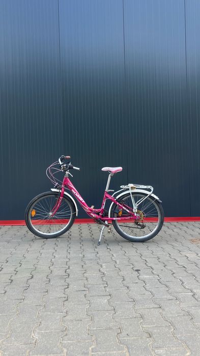 Różowy rower romet panda