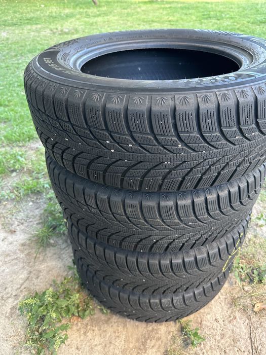 Щини зимові Kumho r15