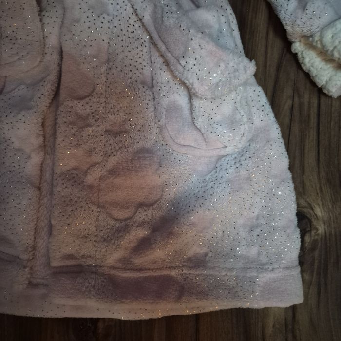 Халатик плюшевий.