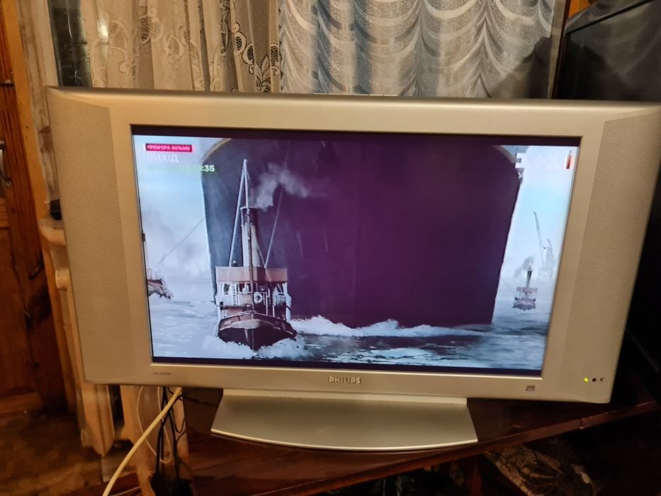 Продам телевізор Philips 26 дюймів