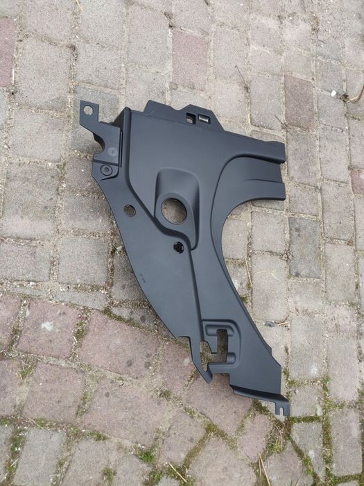 В наявності правий під капотний пластик Volvo C40 XC40 EX40 Recharge: 4 ...