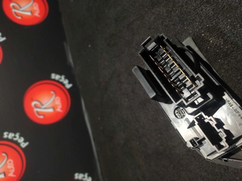 Comando Das Luzes Seat Ibiza Ii (6K1)