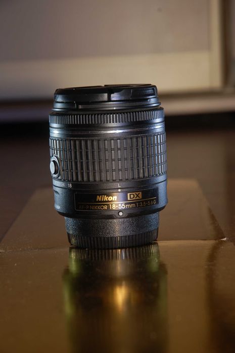 Продам об'єктив nikon nikkor af-p dx 18-55