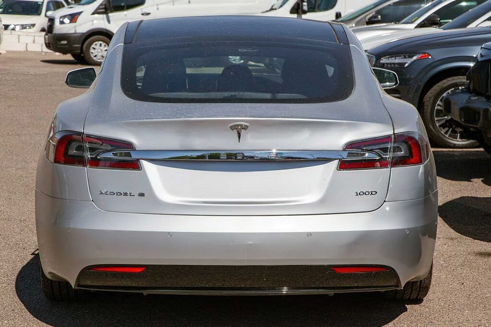 Tesla Model S 100D      2019