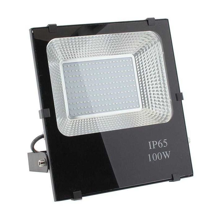 Projetor NewPro 100W Ultravioleta, novo