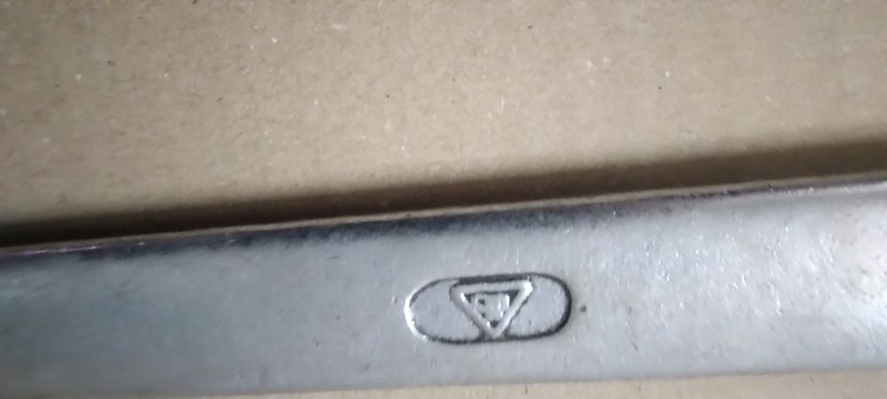 Solidne klucze płaskie 24-27 i 27-32 Chrome Vanadium (Cr-V)