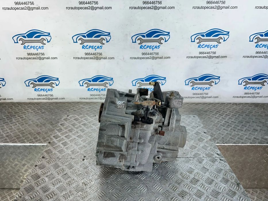 Caixa 6 Velocidades Manual LHD VW Volkswagen Audi Seat Skoda 2.0 TDi