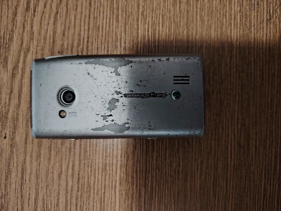 Sony Ericsson j20i