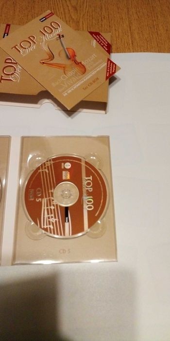 Adam Ma 1000 Płyt Cd Z Muzyką Poważną Codziennie Słucha Komplet 5 płyt cd z muzyką poważną Kiekrz • OLX.pl