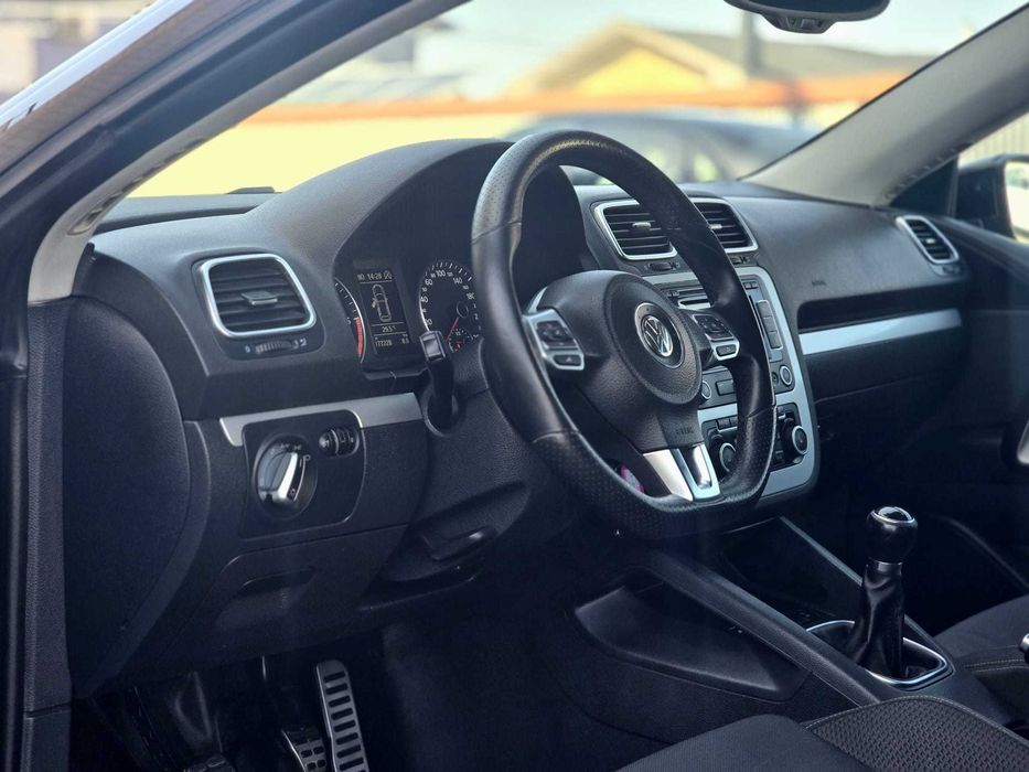 Volkswagen Scirocco 2.0Tdi 140Cv R Line (Look R)