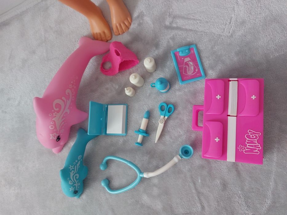 Boneca Nancy veterinária