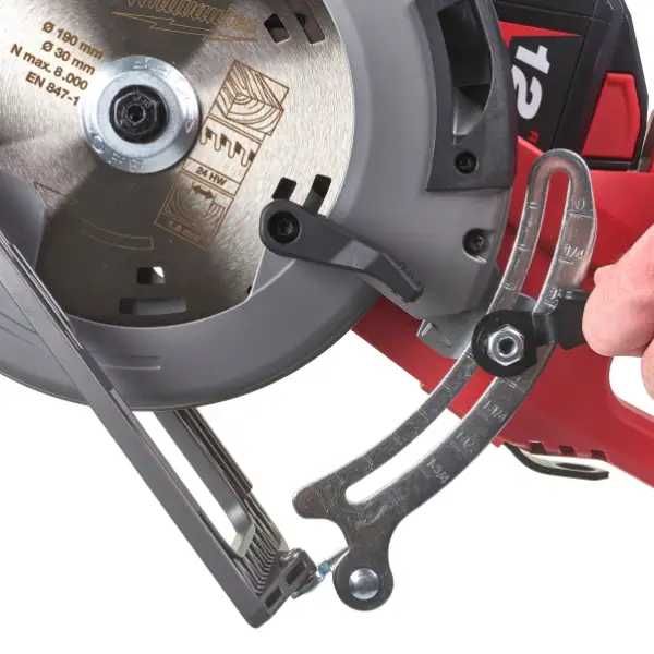 Serra Circular 66mm M18 Fuel Milwaukee M18 FCSRH66-0 - Como nova