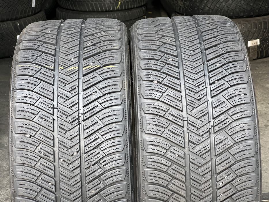 Шины зима 245/35/R20 Michelin PilotAlpin4 Tesla3