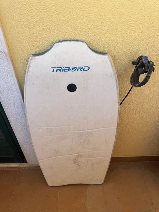 Duas Pranchas Skim e Bodyboard