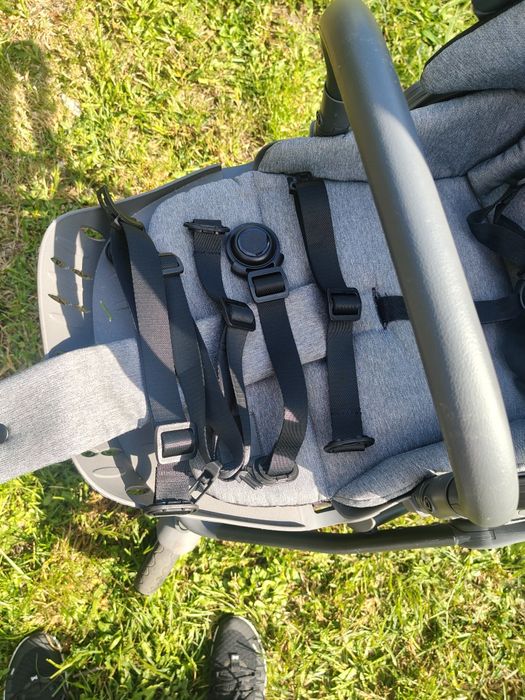 Wózek Roan Bloom 3w1 + Avionaut Pixel Pro – kompletny zestaw