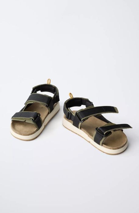 Зручні босоніжки Zara 33 34 35 сандалі 33 34 35 Zara на хлопчика